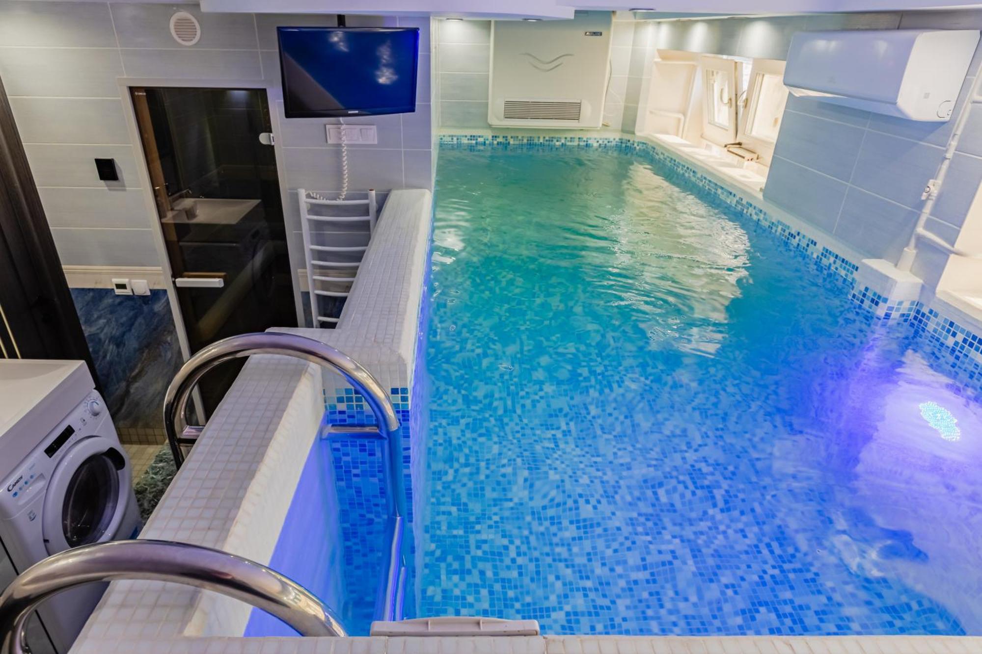 Luxury Apartment With Pool And Hammam Kiev Eksteriør billede