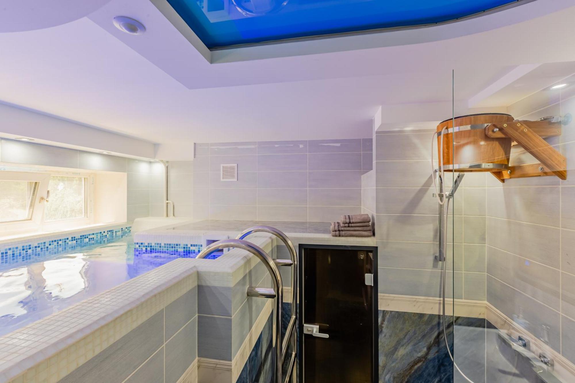 Luxury Apartment With Pool And Hammam Kiev Eksteriør billede