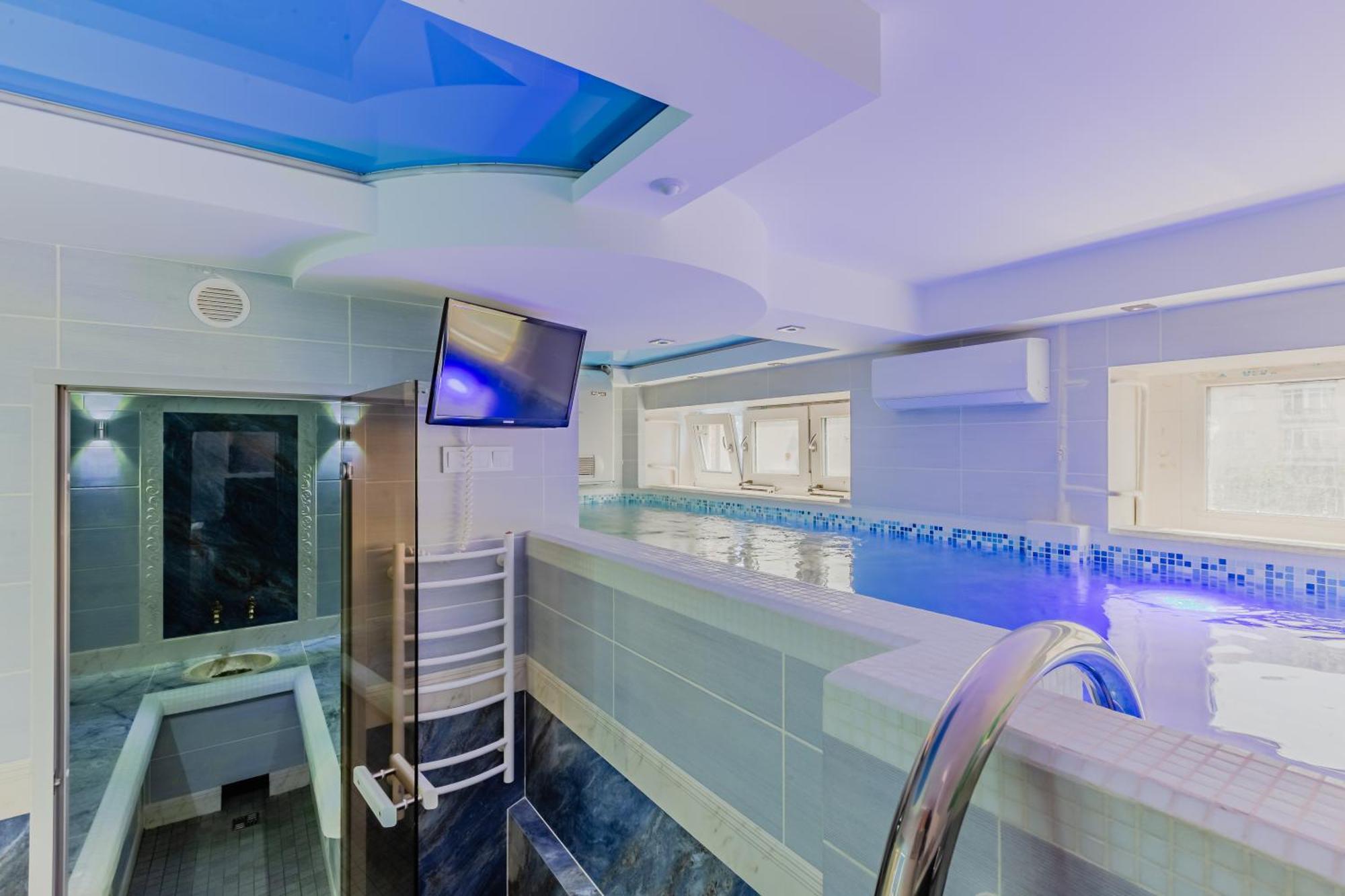 Luxury Apartment With Pool And Hammam Kiev Eksteriør billede